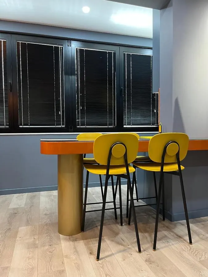 Fox Apartments Τίρανα